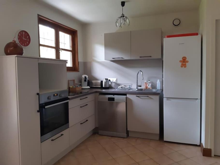 Halte Champetre Et Familiale A 5 Min De Tournus Apartment L'abergement-de-Cuisery Exterior foto